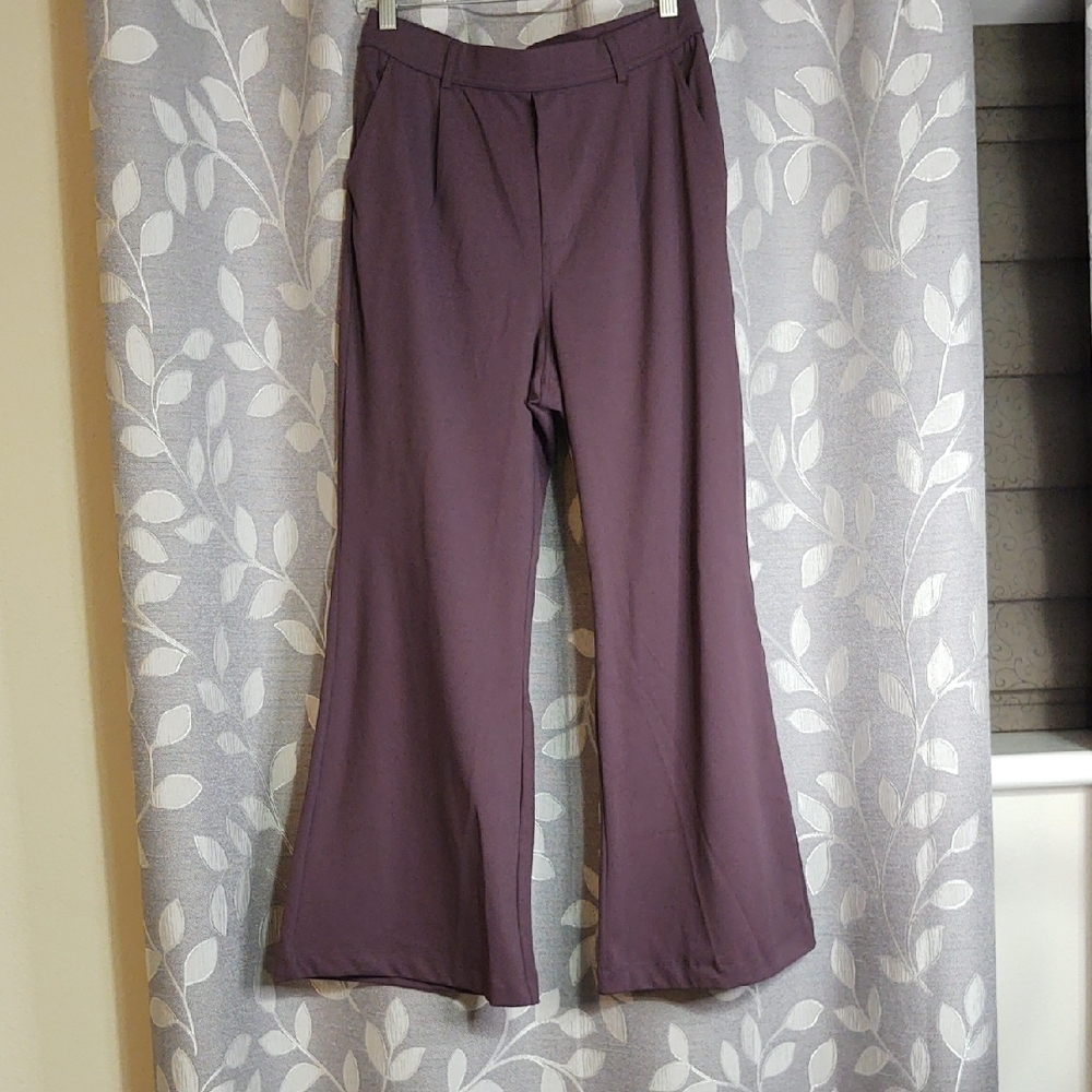 HALARA Women's Flared Bootcut Pants in Plum
